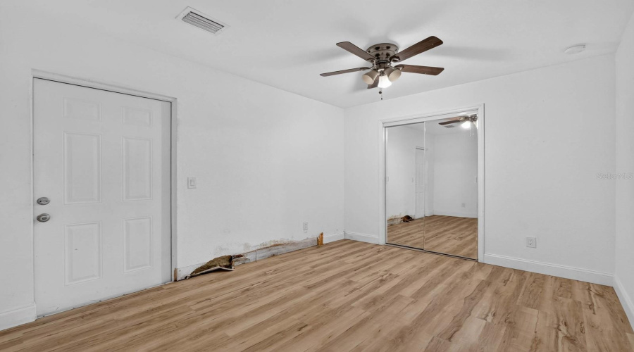 Daytona Beach, Florida 32118, 5 Bedroom Bedrooms, ,4 Bathroombathrooms,Residential,For Sale,Schulte,0,Mfrv4948843