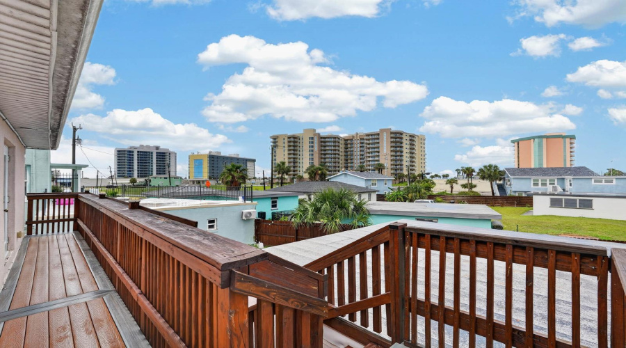 Daytona Beach, Florida 32118, 5 Bedroom Bedrooms, ,4 Bathroombathrooms,Residential,For Sale,Schulte,0,Mfrv4948843
