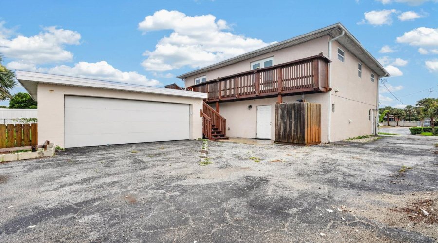 Daytona Beach, Florida 32118, 5 Bedroom Bedrooms, ,4 Bathroombathrooms,Residential,For Sale,Schulte,0,Mfrv4948843