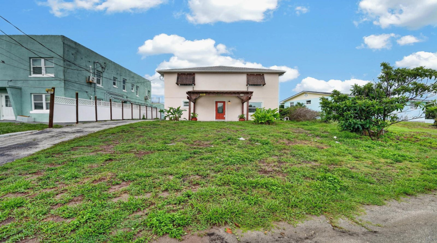 Daytona Beach, Florida 32118, 5 Bedroom Bedrooms, ,4 Bathroombathrooms,Residential,For Sale,Schulte,0,Mfrv4948843