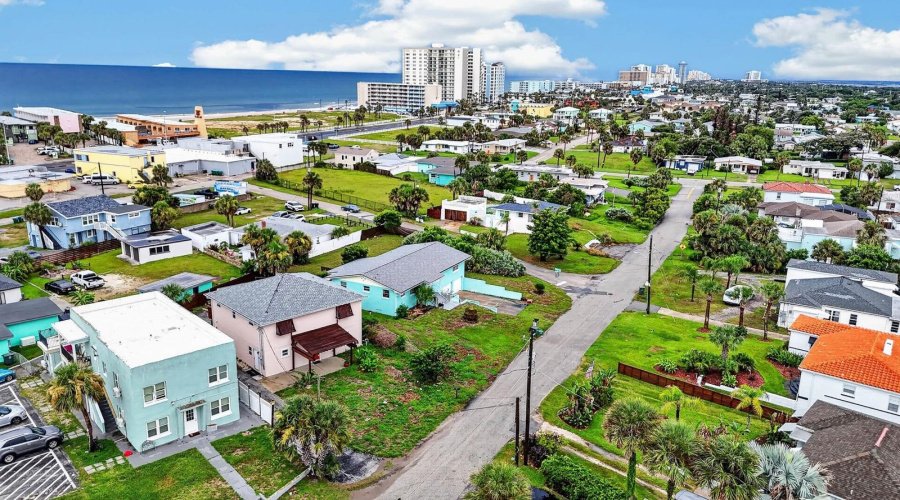 Daytona Beach, Florida 32118, 5 Bedroom Bedrooms, ,4 Bathroombathrooms,Residential,For Sale,Schulte,0,Mfrv4948843