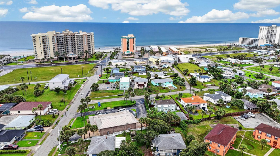 Daytona Beach, Florida 32118, 5 Bedroom Bedrooms, ,4 Bathroombathrooms,Residential,For Sale,Schulte,0,Mfrv4948843