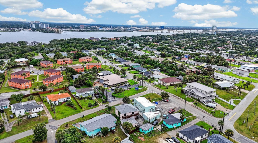 Daytona Beach, Florida 32118, 5 Bedroom Bedrooms, ,4 Bathroombathrooms,Residential,For Sale,Schulte,0,Mfrv4948843