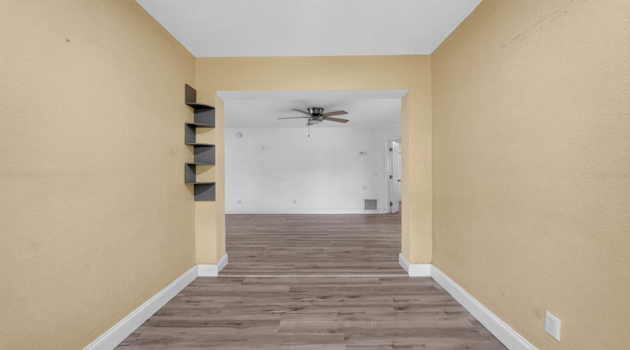 Daytona Beach, Florida 32118, 5 Bedroom Bedrooms, ,4 Bathroombathrooms,Residential,For Sale,Schulte,0,Mfrv4948843