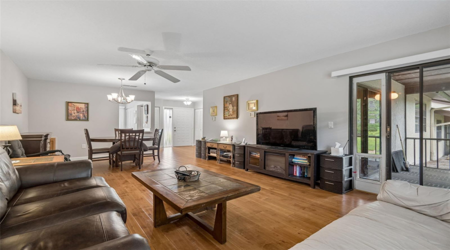 Palm Harbor, Florida 34684, 2 Bedroom Bedrooms, ,2 Bathroombathrooms,Residential,For Sale,Fig,0,Mfrtb8526998