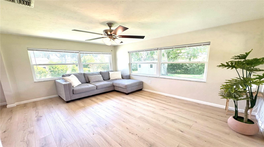 Beverly Hills, Florida 34465, 2 Bedroom Bedrooms, ,1 Bathroombathrooms,Residential,For Sale,Maidencane,0,Mfrtb8542635