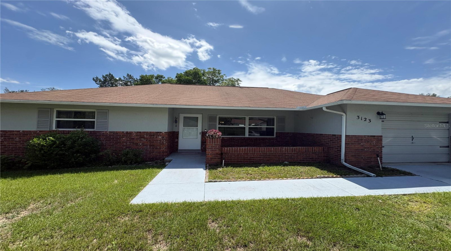Beverly Hills, Florida 34465, 2 Bedroom Bedrooms, ,1 Bathroombathrooms,Residential,For Sale,Maidencane,0,Mfrtb8542635