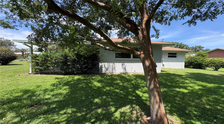 Beverly Hills, Florida 34465, 2 Bedroom Bedrooms, ,1 Bathroombathrooms,Residential,For Sale,Maidencane,0,Mfrtb8542635
