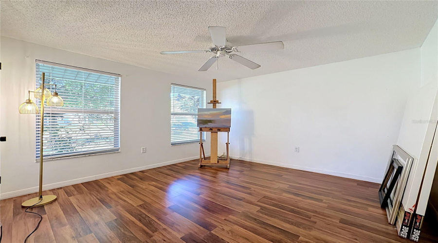 Sarasota, Florida 34233, 3 Bedroom Bedrooms, ,2 Bathroombathrooms,Residential,For Sale,Cochise,0,Mfra4704215