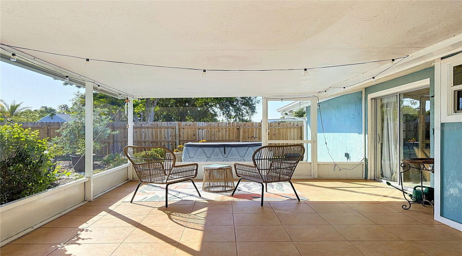 Sarasota, Florida 34233, 3 Bedroom Bedrooms, ,2 Bathroombathrooms,Residential,For Sale,Cochise,0,Mfra4704215