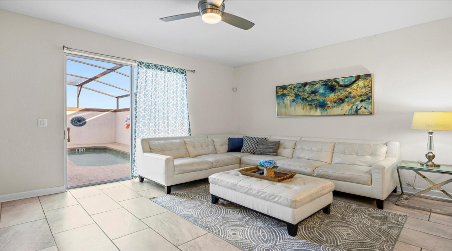 Davenport, Florida 33896, 4 Bedroom Bedrooms, ,3 Bathroombathrooms,Residential,For Sale,Stinger,0,Mfrs5156203