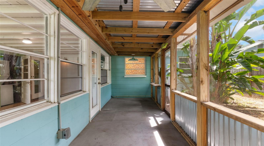 St Petersburg, Florida 33711, 2 Bedroom Bedrooms, ,1 Bathroombathrooms,Residential,For Sale,26Th,0,Mfrtb8541922
