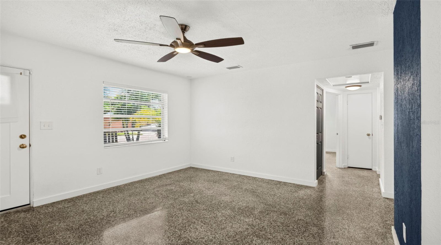 St Petersburg, Florida 33711, 2 Bedroom Bedrooms, ,1 Bathroombathrooms,Residential,For Sale,26Th,0,Mfrtb8541922