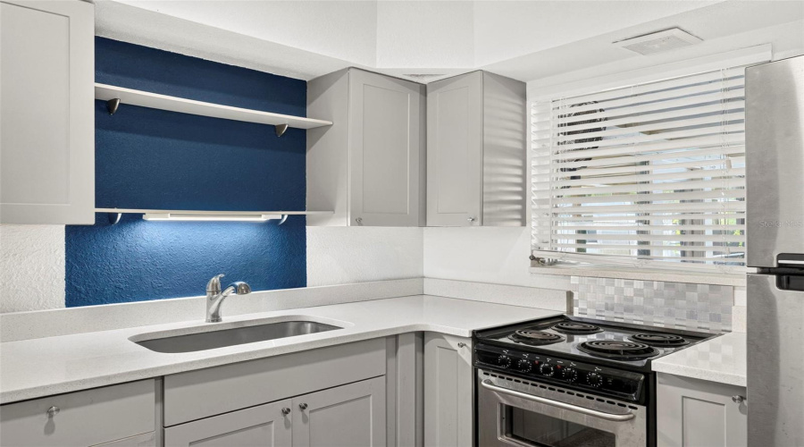 St Petersburg, Florida 33711, 2 Bedroom Bedrooms, ,1 Bathroombathrooms,Residential,For Sale,26Th,0,Mfrtb8541922