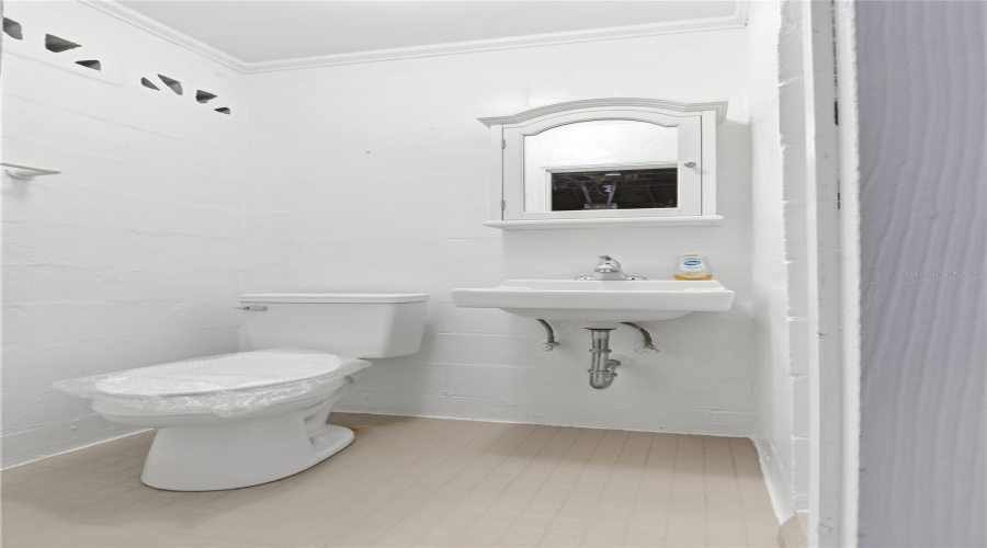 Clearwater, Florida 33765, 3 Bedroom Bedrooms, ,2 Bathroombathrooms,Residential,For Sale,Orion,0,Mfrtb8531093