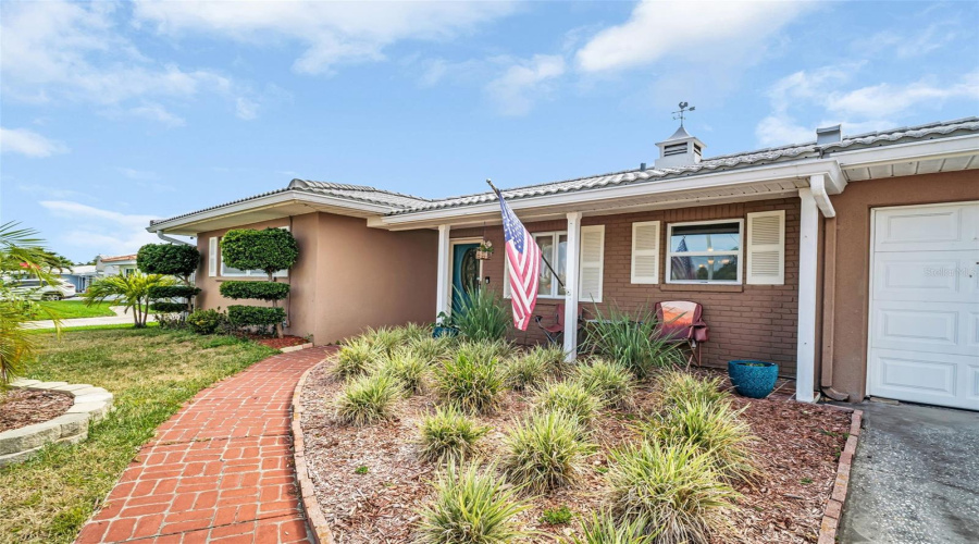 Seminole, Florida 33772, 3 Bedroom Bedrooms, ,2 Bathroombathrooms,Residential,For Sale,Williams,0,Mfrtb8505975