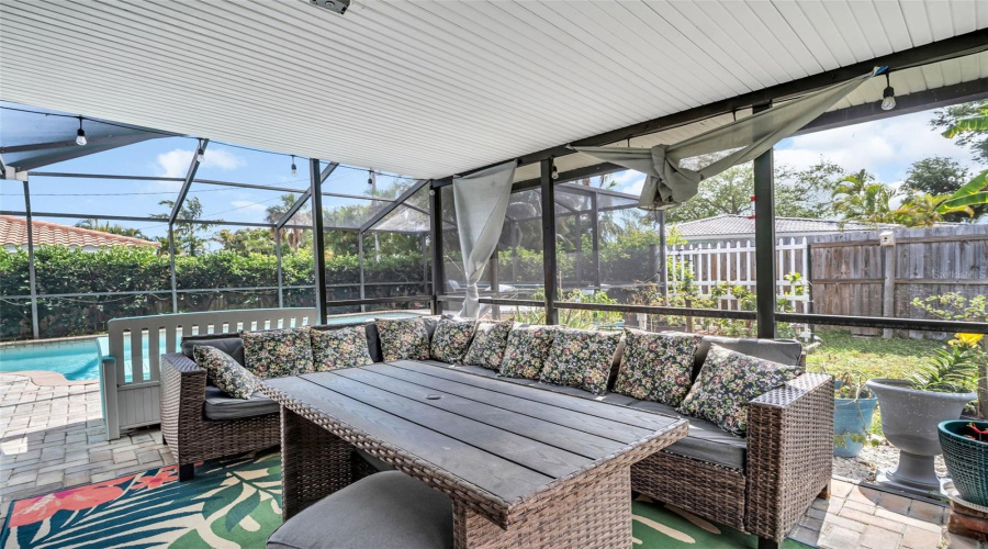 Seminole, Florida 33772, 3 Bedroom Bedrooms, ,2 Bathroombathrooms,Residential,For Sale,Williams,0,Mfrtb8505975