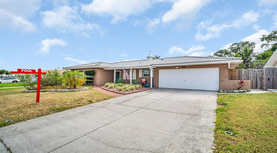 Seminole, Florida 33772, 3 Bedroom Bedrooms, ,2 Bathroombathrooms,Residential,For Sale,Williams,0,Mfrtb8505975