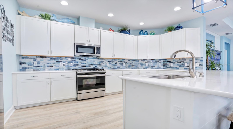 Daytona Beach, Florida 32124, 2 Bedroom Bedrooms, ,2 Bathroombathrooms,Residential,For Sale,Lost Shaker,0,Mfro6436415