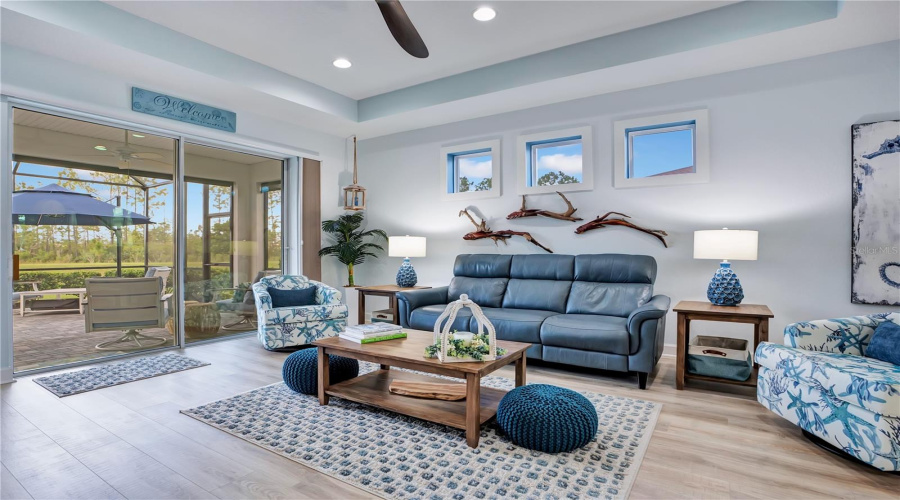 Daytona Beach, Florida 32124, 2 Bedroom Bedrooms, ,2 Bathroombathrooms,Residential,For Sale,Lost Shaker,0,Mfro6436415