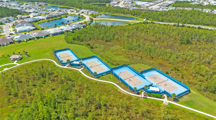 Daytona Beach, Florida 32124, 2 Bedroom Bedrooms, ,2 Bathroombathrooms,Residential,For Sale,Lost Shaker,0,Mfro6436415