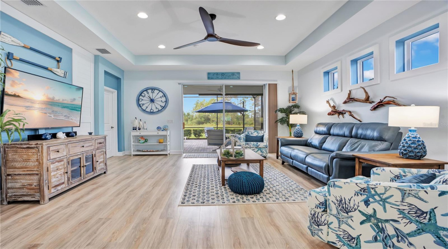 Daytona Beach, Florida 32124, 2 Bedroom Bedrooms, ,2 Bathroombathrooms,Residential,For Sale,Lost Shaker,0,Mfro6436415