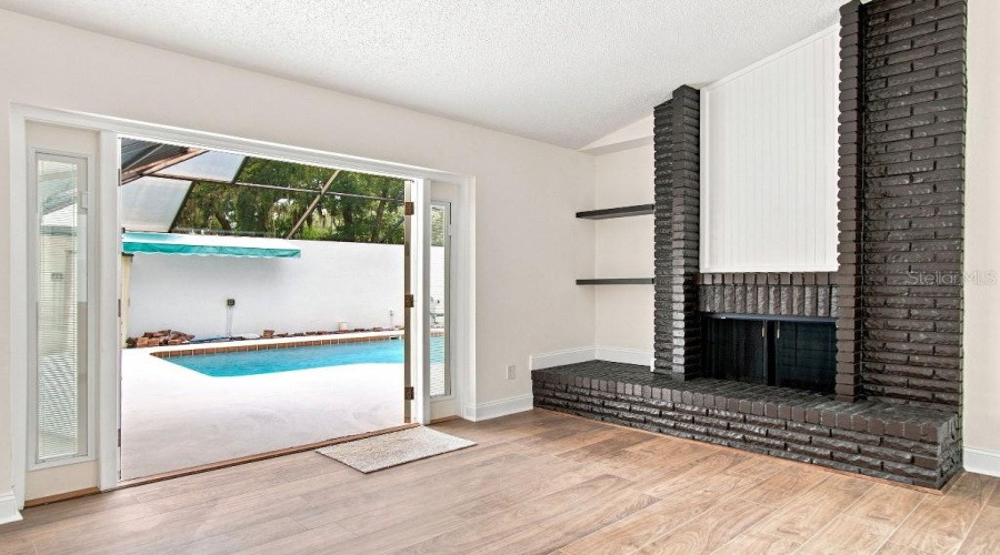 Orlando, Florida 32808, 3 Bedroom Bedrooms, ,2 Bathroombathrooms,Residential,For Sale,Jamaica,0,Mfrtb8542612