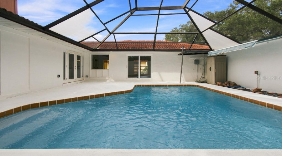 Orlando, Florida 32808, 3 Bedroom Bedrooms, ,2 Bathroombathrooms,Residential,For Sale,Jamaica,0,Mfrtb8542612