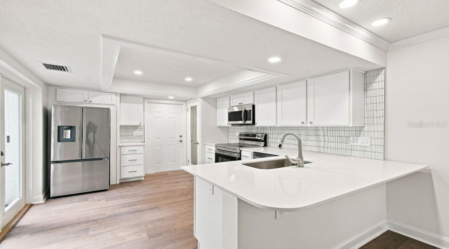 Orlando, Florida 32808, 3 Bedroom Bedrooms, ,2 Bathroombathrooms,Residential,For Sale,Jamaica,0,Mfrtb8542612