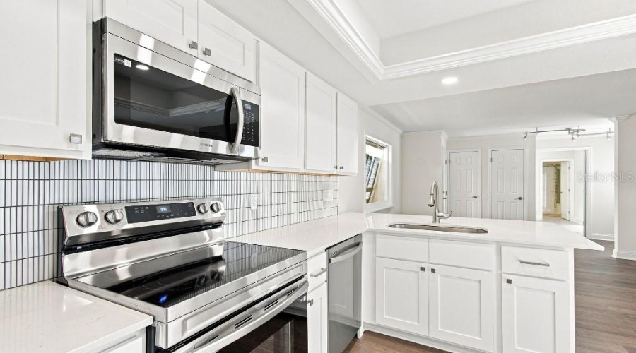 Orlando, Florida 32808, 3 Bedroom Bedrooms, ,2 Bathroombathrooms,Residential,For Sale,Jamaica,0,Mfrtb8542612