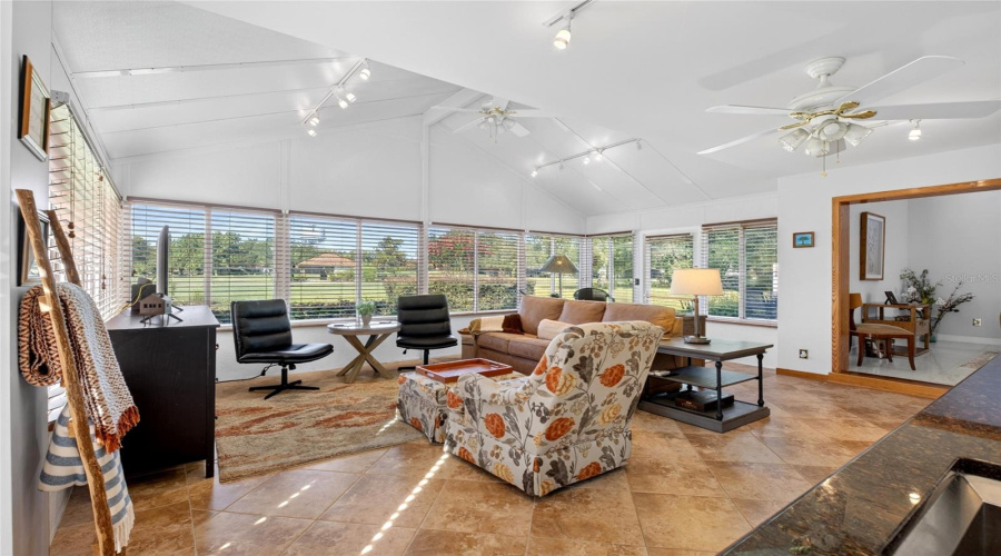 Orlando, Florida 32819, 2 Bedroom Bedrooms, ,2 Bathroombathrooms,Residential,For Sale,Parson Brown,0,Mfro6418967