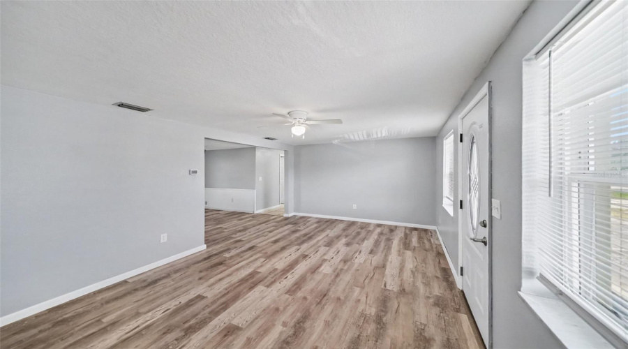 Holiday, Florida 34691, 3 Bedroom Bedrooms, ,2 Bathroombathrooms,Residential,For Sale,Rock Royal,0,Mfrtb8541743