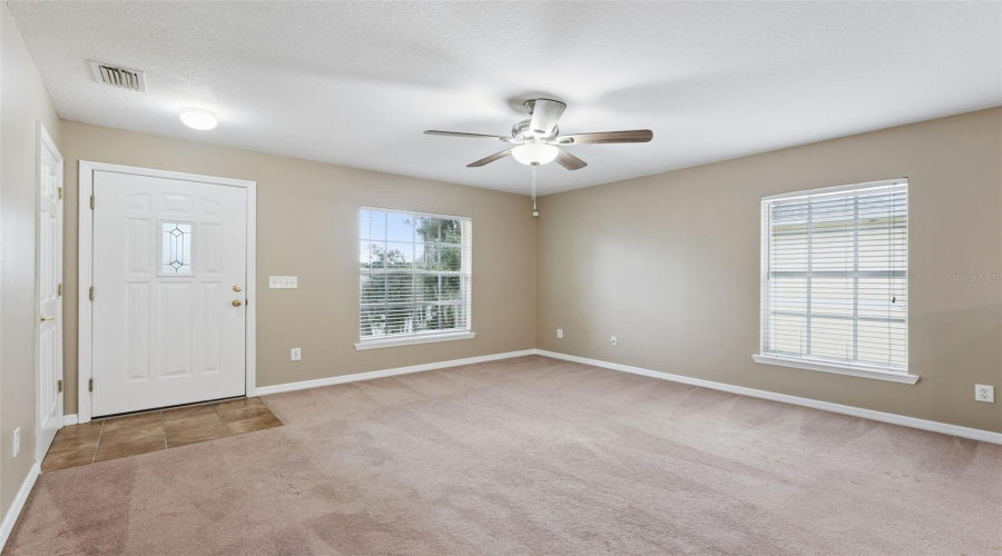 Clermont, Florida 34711, 3 Bedroom Bedrooms, ,2 Bathroombathrooms,Residential,For Sale,Minnehaha,0,Mfro6431113