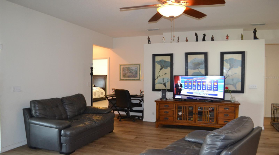 Lakeland, Florida 33810, 4 Bedroom Bedrooms, ,3 Bathroombathrooms,Residential,For Sale,Blackwater Creek,0,Mfrs5156420