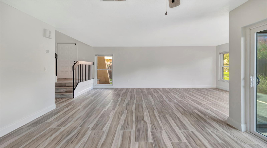 Living Room/Dining Space