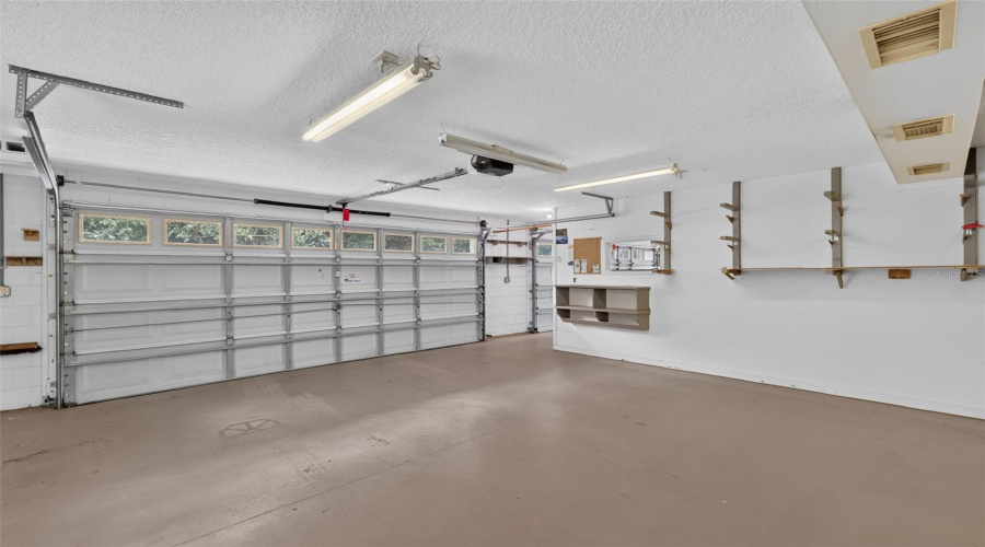 Garage.
