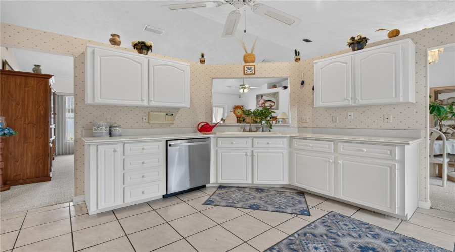 New Smyrna Beach, Florida 32168, 3 Bedroom Bedrooms, ,2 Bathroombathrooms,Residential,For Sale,Staggerbush,0,Mfrns1089081