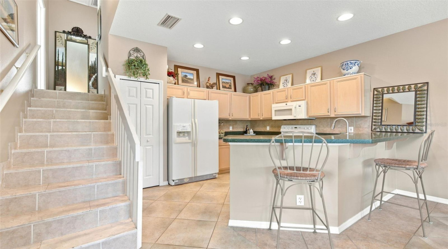 Osprey, Florida 34229, 2 Bedroom Bedrooms, ,2 Bathroombathrooms,Residential,For Sale,Highland,0,Mfra4703963