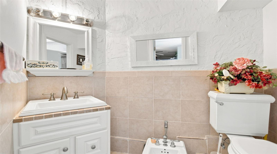 Osprey, Florida 34229, 2 Bedroom Bedrooms, ,2 Bathroombathrooms,Residential,For Sale,Highland,0,Mfra4703963