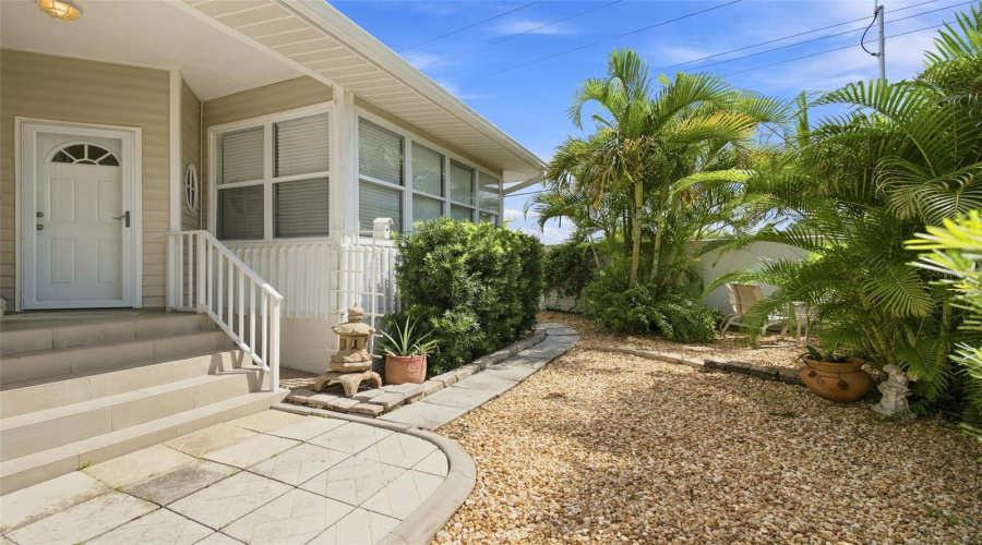 Osprey, Florida 34229, 2 Bedroom Bedrooms, ,2 Bathroombathrooms,Residential,For Sale,Highland,0,Mfra4703963