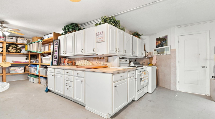 Osprey, Florida 34229, 2 Bedroom Bedrooms, ,2 Bathroombathrooms,Residential,For Sale,Highland,0,Mfra4703963