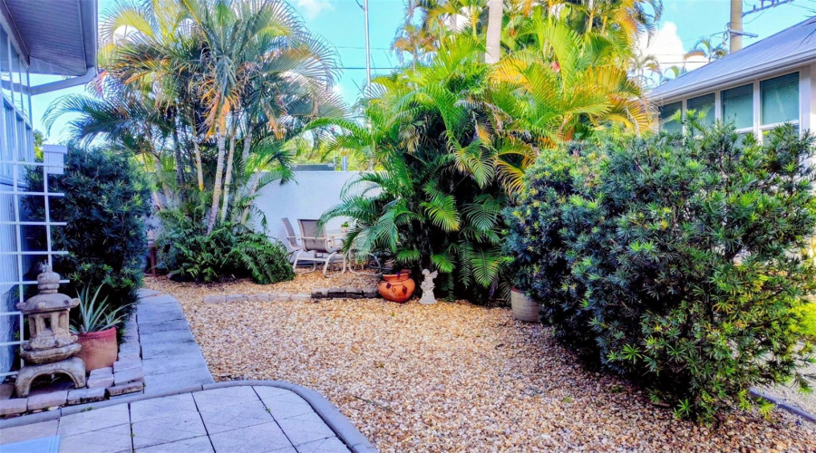 Osprey, Florida 34229, 2 Bedroom Bedrooms, ,2 Bathroombathrooms,Residential,For Sale,Highland,0,Mfra4703963