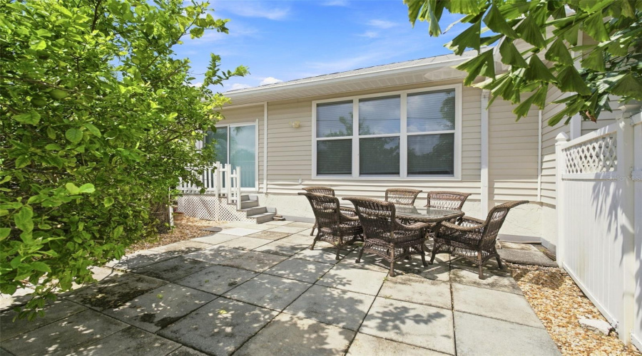 Osprey, Florida 34229, 2 Bedroom Bedrooms, ,2 Bathroombathrooms,Residential,For Sale,Highland,0,Mfra4703963
