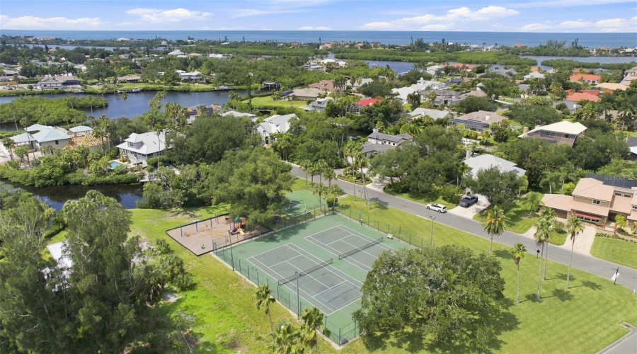 Osprey, Florida 34229, 2 Bedroom Bedrooms, ,2 Bathroombathrooms,Residential,For Sale,Highland,0,Mfra4703963
