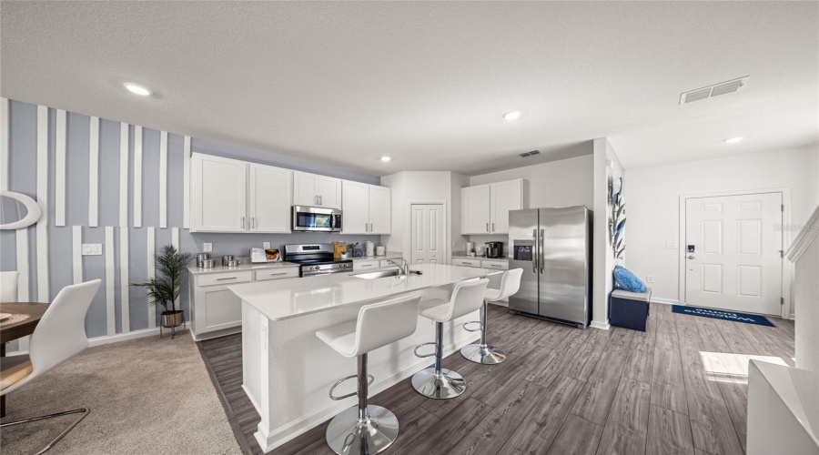 Alachua, Florida 32615, 3 Bedroom Bedrooms, ,2 Bathroombathrooms,Residential,For Sale,163Rd,0,Mfro6399538