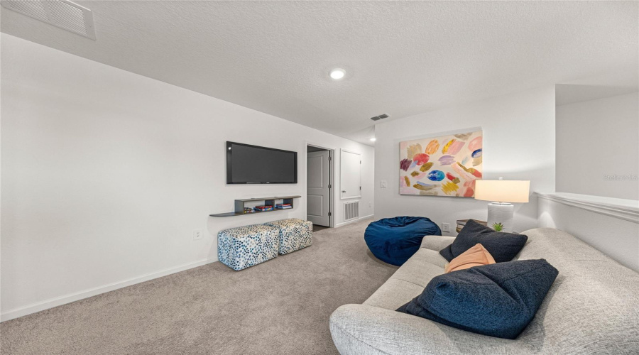Alachua, Florida 32615, 3 Bedroom Bedrooms, ,2 Bathroombathrooms,Residential,For Sale,163Rd,0,Mfro6399538