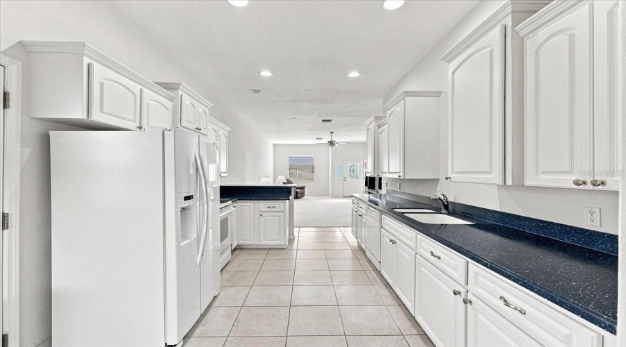 Polk City, Florida 33868, 2 Bedroom Bedrooms, ,2 Bathroombathrooms,Residential,For Sale,Motorcoach,0,Mfrl4964341