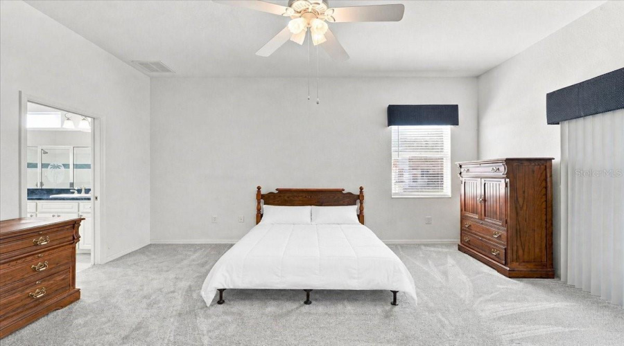Polk City, Florida 33868, 2 Bedroom Bedrooms, ,2 Bathroombathrooms,Residential,For Sale,Motorcoach,0,Mfrl4964341