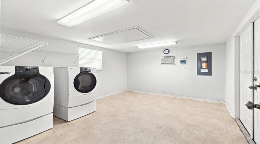 Polk City, Florida 33868, 2 Bedroom Bedrooms, ,2 Bathroombathrooms,Residential,For Sale,Motorcoach,0,Mfrl4964341