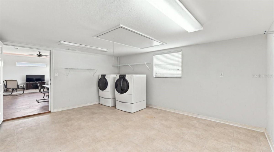 Polk City, Florida 33868, 2 Bedroom Bedrooms, ,2 Bathroombathrooms,Residential,For Sale,Motorcoach,0,Mfrl4964341